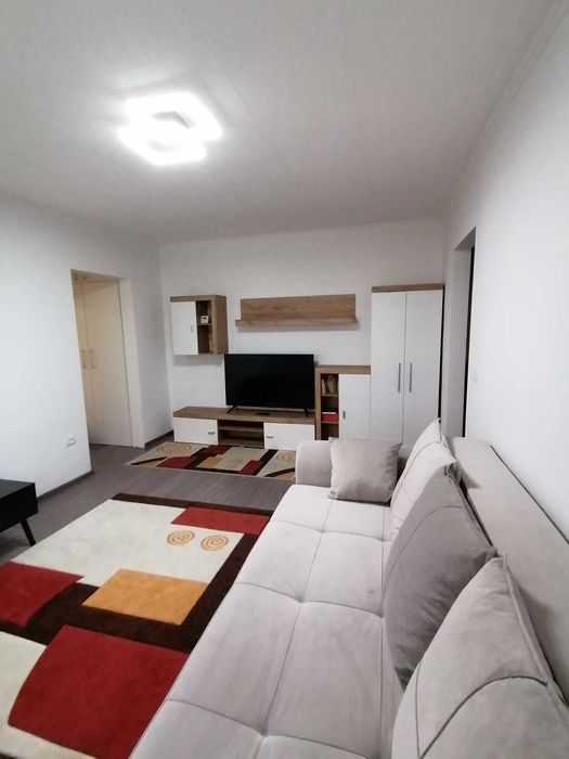 Ap. 2 camere, parter, str. Careiului, vis-a-vis de Shopping City Satu Mare