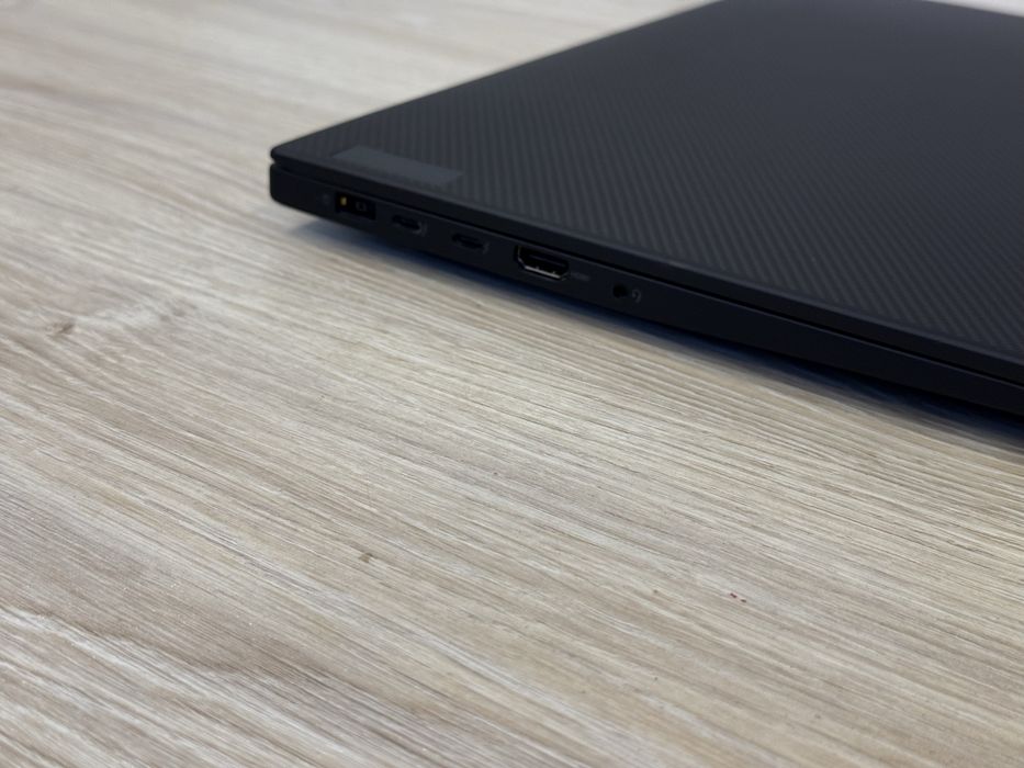 16’ 4K UHD Oled/i7-12800H/Thinkpad P1 Gen 5/RTX A2000/32B DDR5/512GB