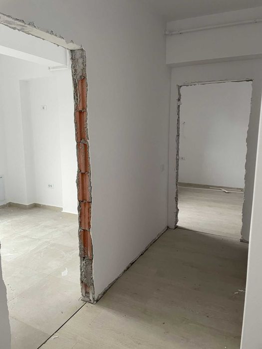 Apartament 2 camere decomandat , bloc x8 , sc c, et 2,