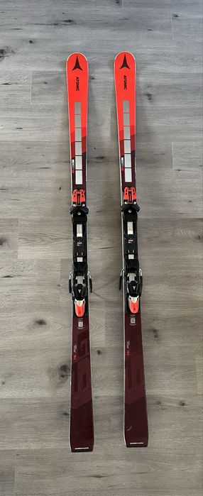 Schiuri Atomic Redster G9 Revoshock S + X12 GW 182cm