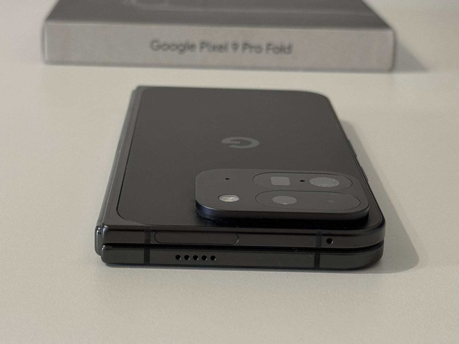 Бартер! Google Pixel 9 Pro Fold 512GB Obsidian (Черен)