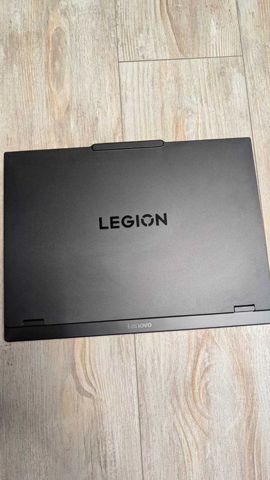 Laptop Gaming Lenovo Legion 5 15AKP10 OLED | Ryzen 7 350 AI, RTX 5060, 32GB RAM, 1TB | Garanție Aug 2028