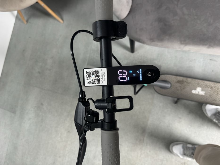Trotineta Electrica OOK-TEK V8 350W Viteza Maxima 45KM/H Garantie Gsm Store&Service