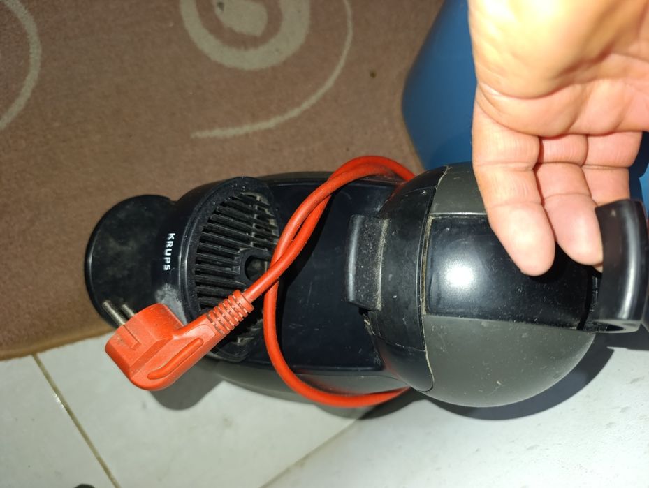 Кафемашина Долче густо