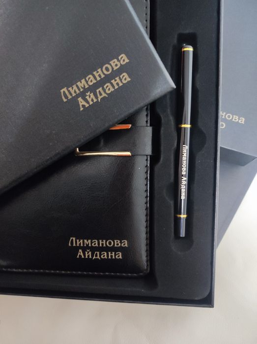 Именной блокнот и ручка. Подарки.