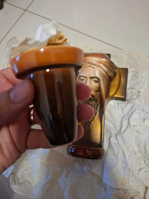 Candela din ceramica pe ulei