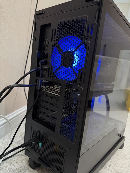 Процессор AMD Ryzen 7 9800X3D