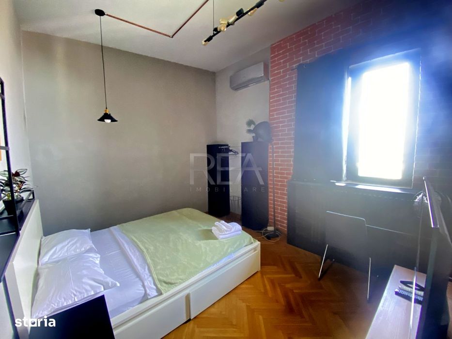 2 Camere-Decomandat-  Ion Campineanu/Sala Palatului/Ideal Pentru Inves