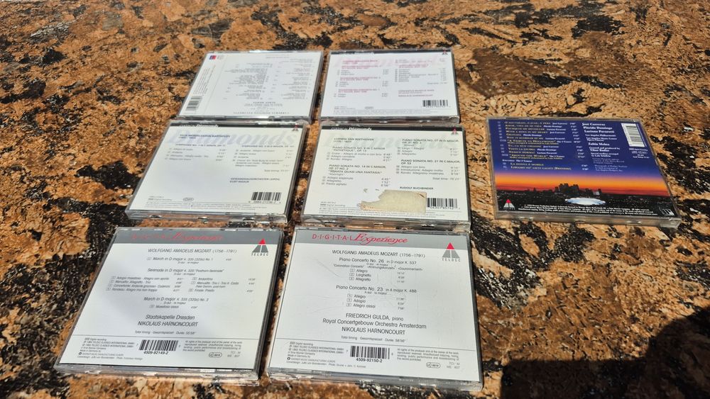 Vând Lot 14 CD cu muzica clasica mixta din colectia TELDEC