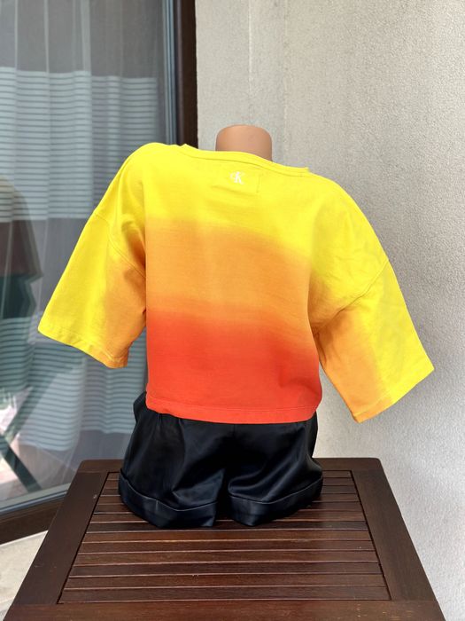 Дамска oversized тениска Calvin Klein - размер S, КАТО НОВА