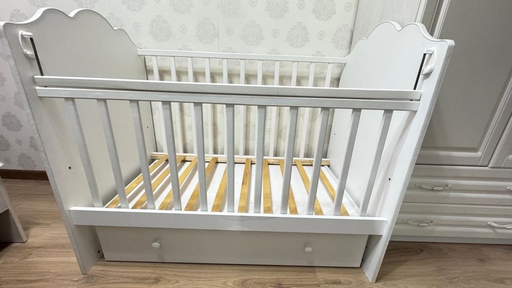 Продам манеж кровать