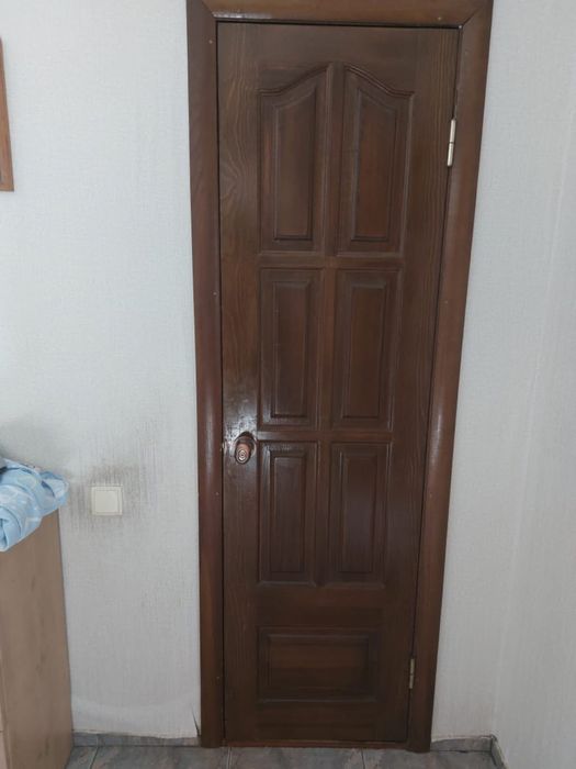 Двери деревянные , межкомнатные