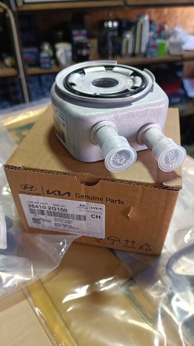 Теплообменник (масляный радиатор) Hyundai Kia 2.4 G4KJ