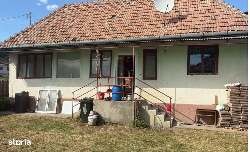Casa demolabila |Teren 770 mp | Front 13.5 | Utilitati | Aiton