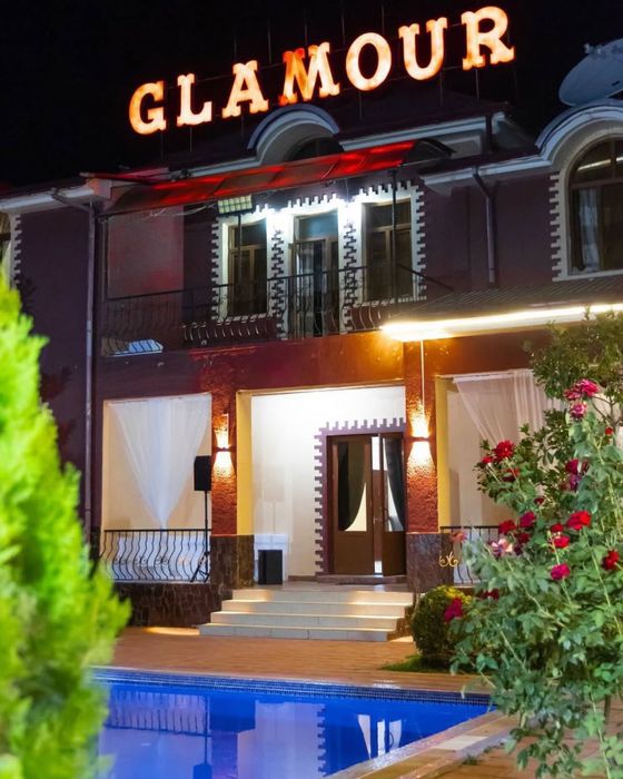 Bochkada Glamour Dacha Sotiladi Chorbog