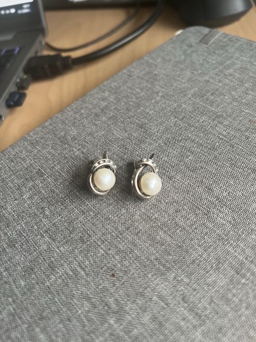 Сребърни обеци с естествени перли