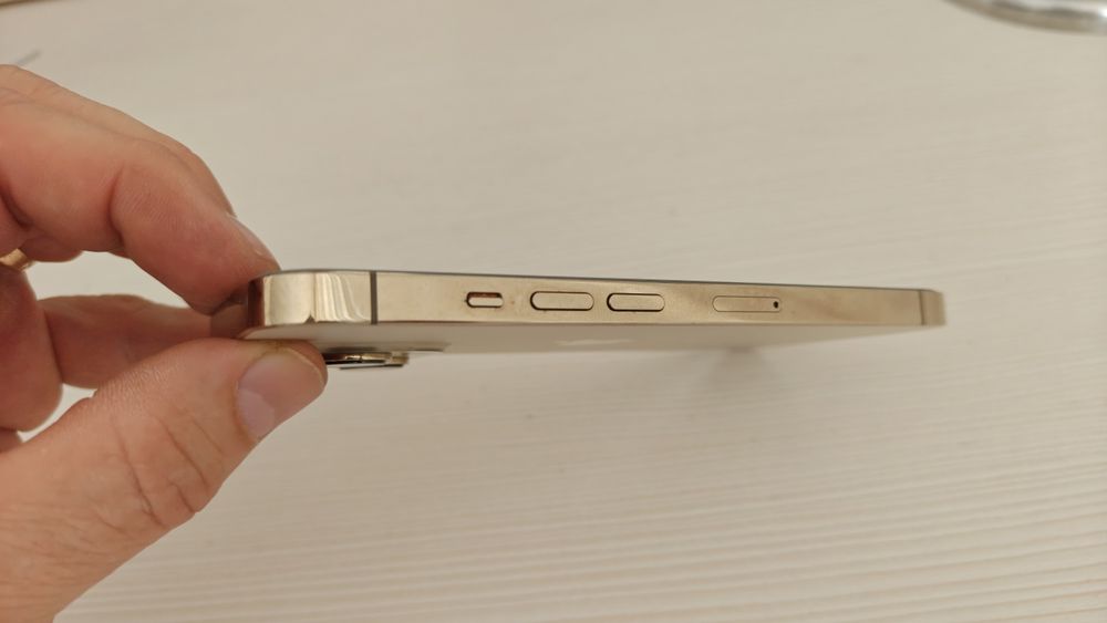 iPhone 13 pro gold