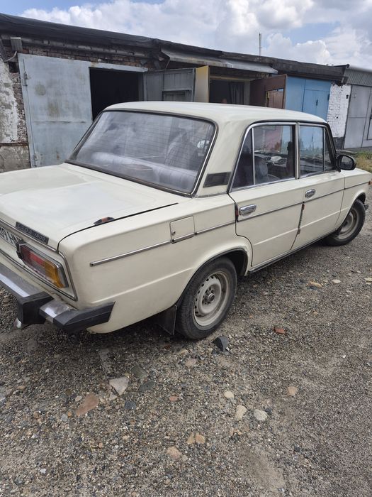 Продам машину ВАЗ-2106.