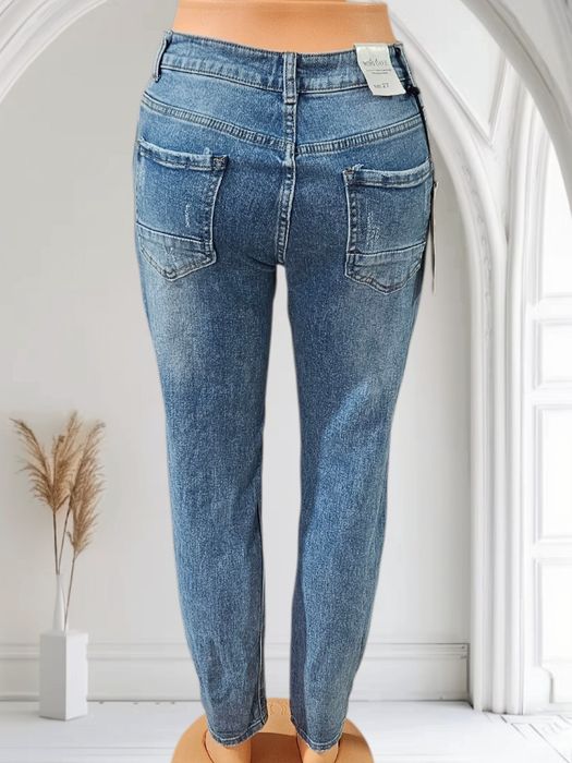 Jeans damă, noi cu etichetă mărime 27