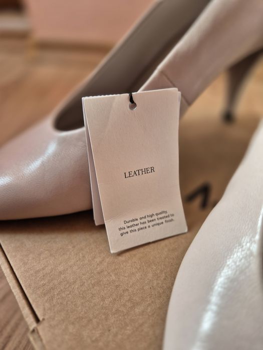 Дамски обувки на токче Mango