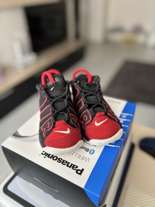 Nike Air More marime 21