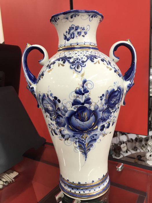 Продам вазу Гжель