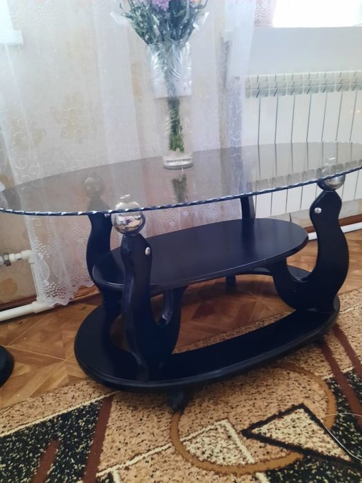 Журнальный столик. Продаётся