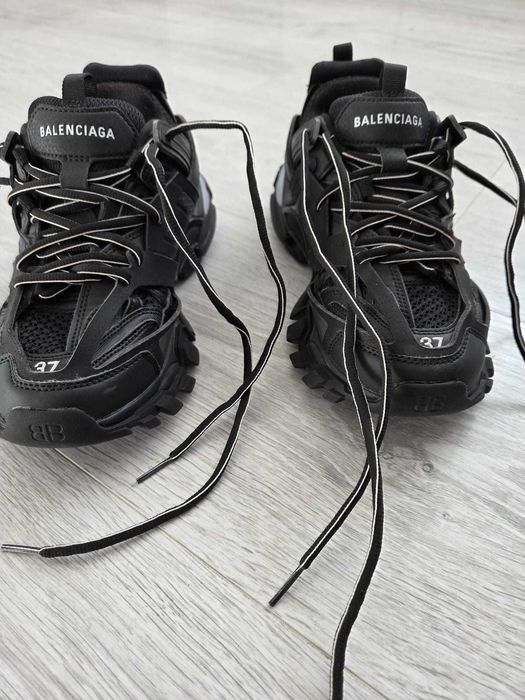 Balenciaga Track Black cu LED