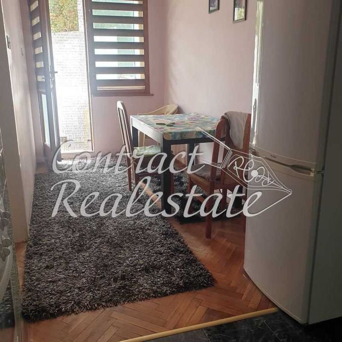 Дава се под наем Четиристаен апартамент в Варна, Център - 120 кв.м за 510 € - Снимка #2