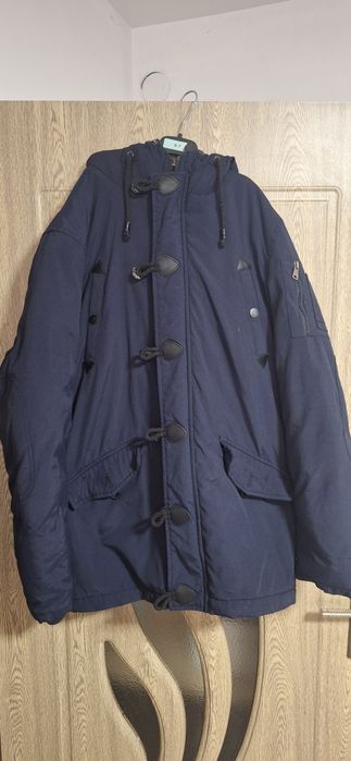 Vand geaca de iarna!