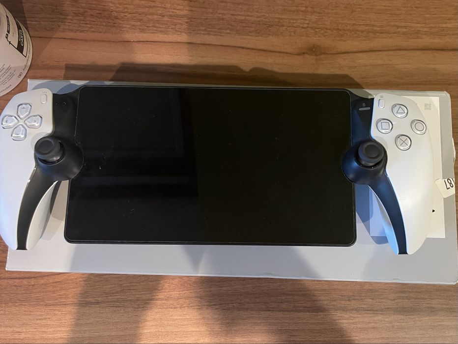 De vânzare playstation portal
