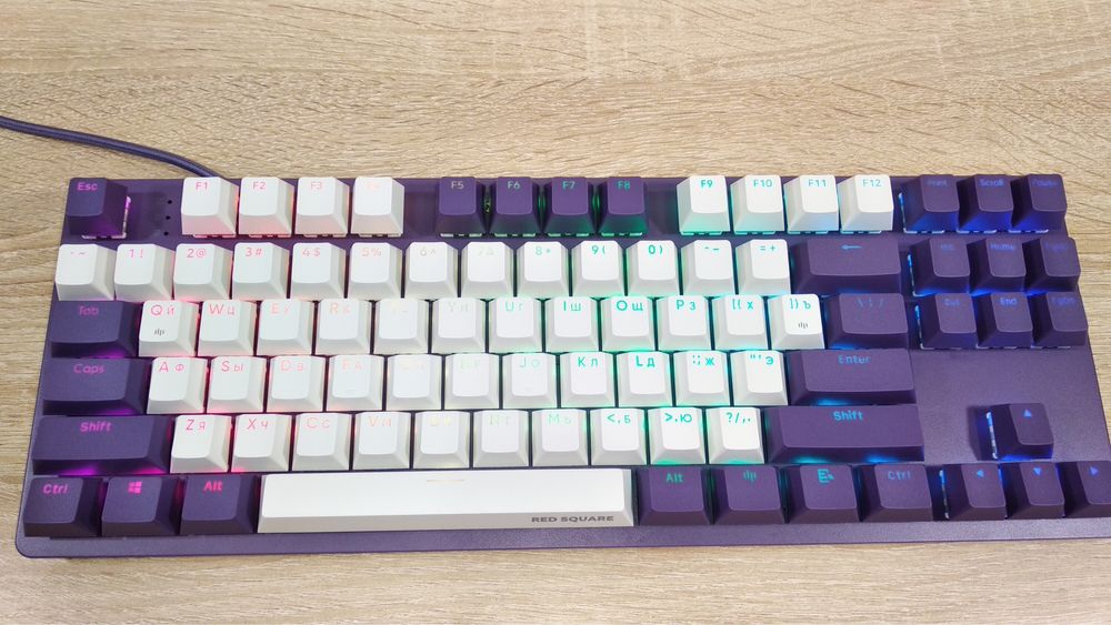 Red Square Keyrox TKL G3MS Purple — механическая клавиатура