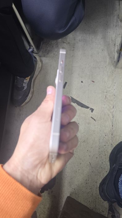 Iphone 14 Xolati yaxshi svo