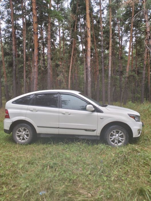 Продам  машину .