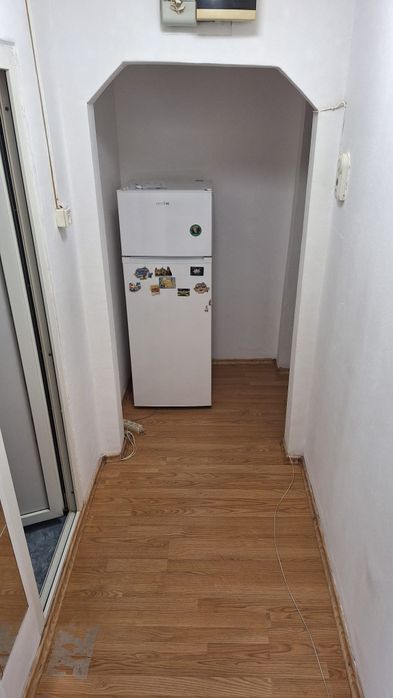 Vand apartament 2 camere