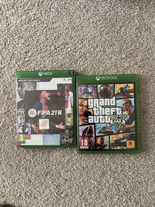 Xbox One S 500GB + Controller Elite Series 2 + GTA V + FIFA 21