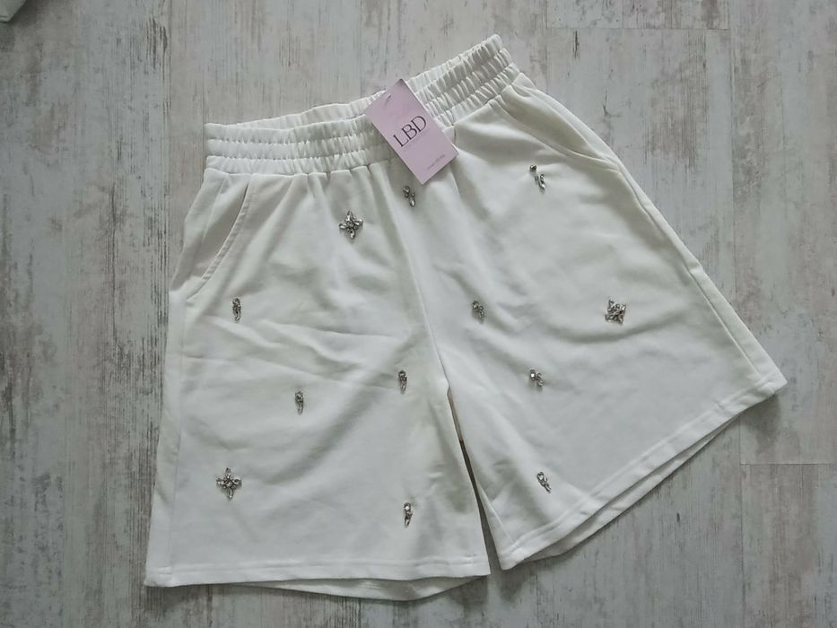 Нов дамски комплект LBD