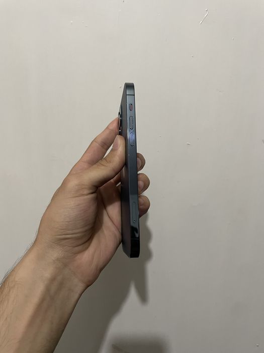 Iphone 12 pro sotiladi