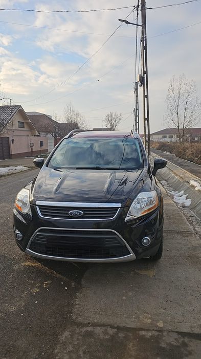 Vând ford Kuga 2011