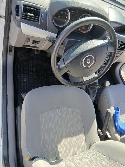 Renault Symbol 2010
