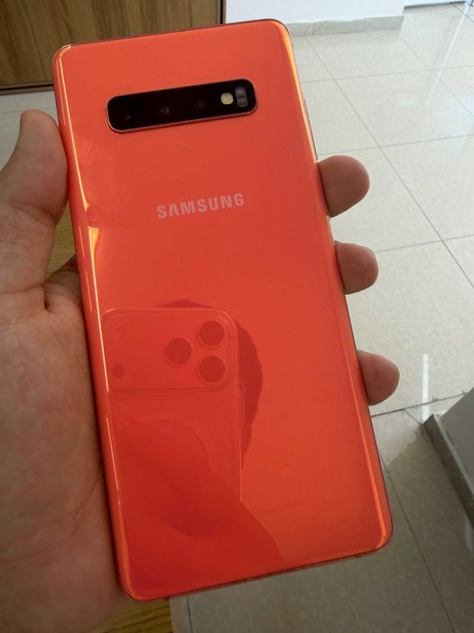 Samsung Galaxy S10+