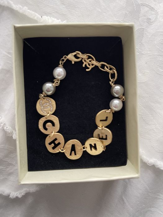 Разпродажба всичко по 10 лв бр.