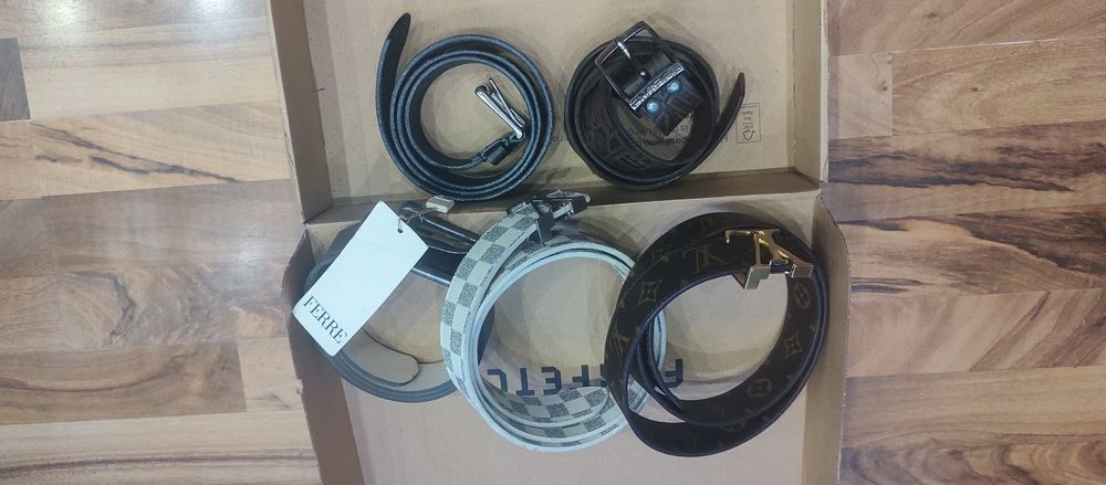 Мъжки колани маркови