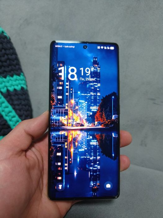 Infinix note 40 pro 12/256