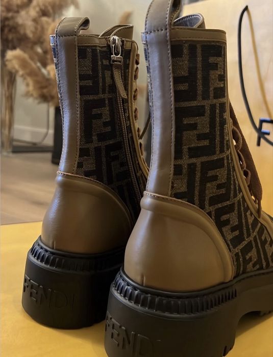 Ghete Fendi Originale