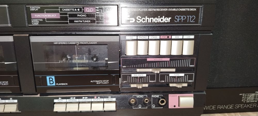Уредбата с грамофон Schneider SPP112
