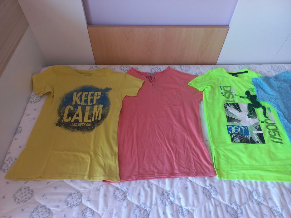 Продавам тениски и  бермуди за момче