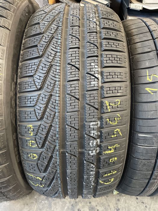 235/40/19 Pirelli 92V