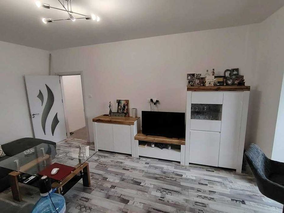 Дава се под наем Тристаен апартамент в Пловдив, Каменица 2 - 72 кв.м за 548.25 € - Снимка #1