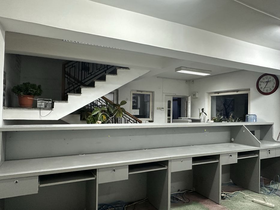 Vand mobilier birou